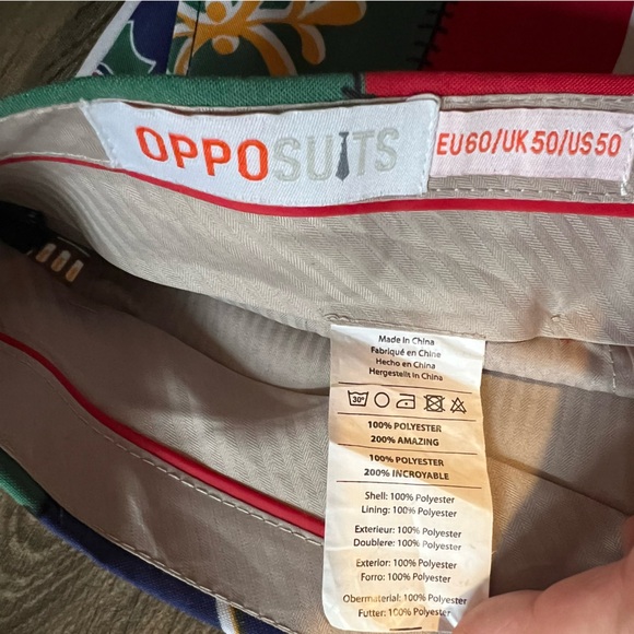 OPPOSUITS Fun Ugly Christmas Suit Jacket Pants Men's size 50 - Picture 13 of 13